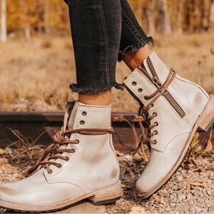 Freebird by Steven Manchester Boots Distressed Vintage